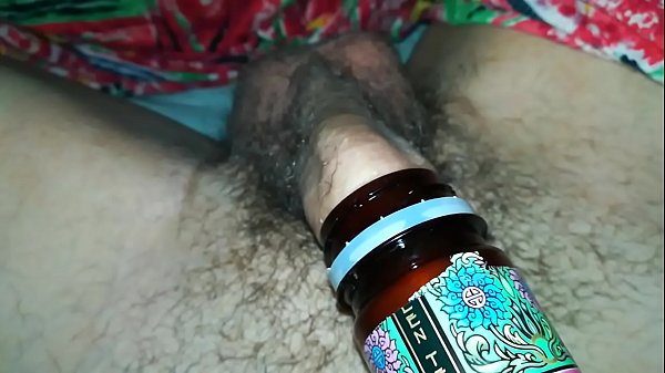 Download Video - Masturbation&comma; &agrave; la bouteille&period;