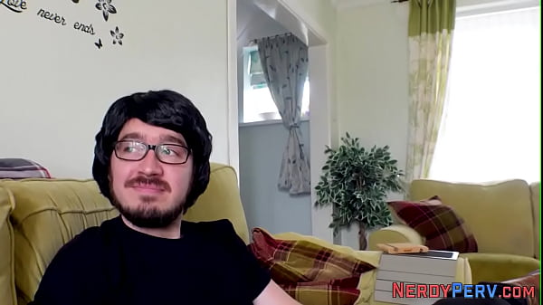 Yorkshire guy sperms brit in glasses