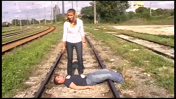 thumb outdoor trampling