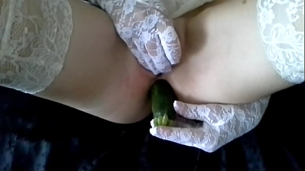 MILF Fucks a Zucchini in Pussy & Ass - REAL ORGASM