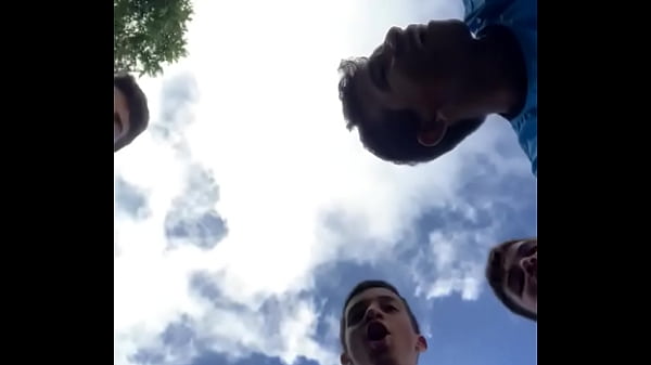 Yssa Baise Avec Une Maman Super Excitée