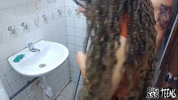 Download Video - I horny and fuck my stepsister who has a big ass and I cum in her mouth Xvideos Big Ass