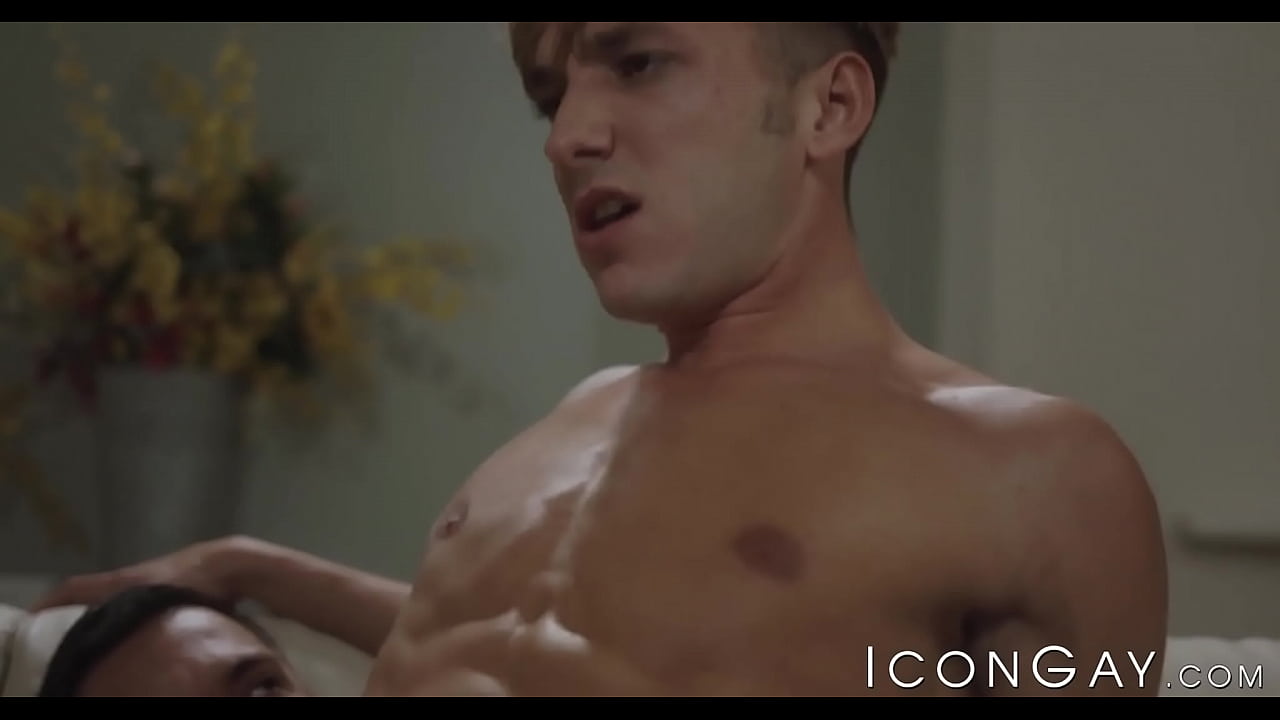 Cameron Basinger, hambriento de polla, fue penetrado sin condón después de una mamada.
                    cumshot hardcore pornstar blowjob tattoo deepthroat masturbation gay bareback hunk rimming big cock jock big dick gay porn hd porn icongay cameron basinger muchos negros