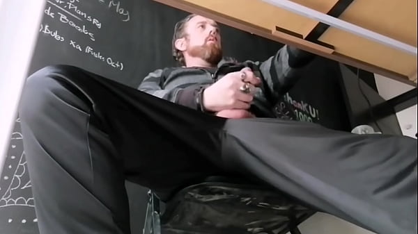 Download Video - Jerking off in work