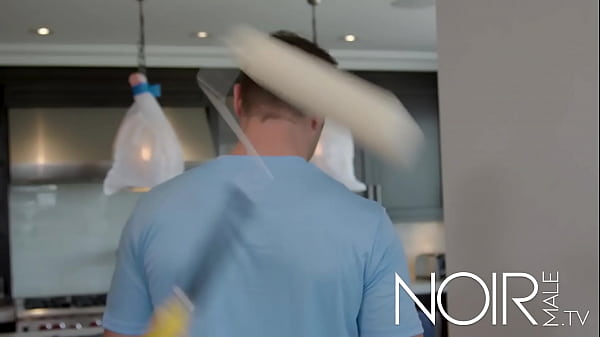 Download Video - The house painter BREAKS my BIG ASS