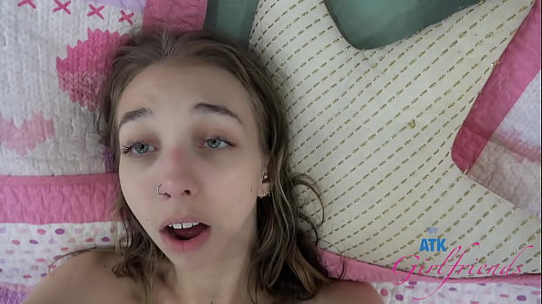 Download Video - Skinny and sweet babe Breezy Bri gets pussy licked until she cums POV GFE