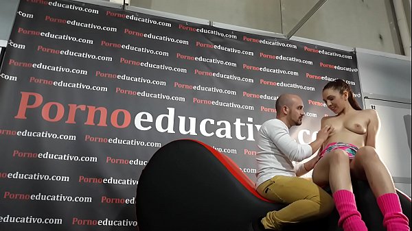 Oral sex to a young girl by teachers Pamela Sánchez and Jesús Sánchez