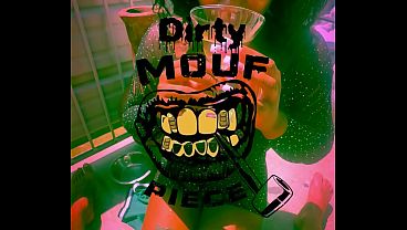 Outdoor golden shower