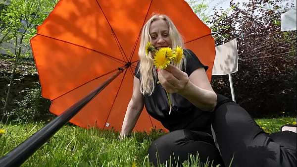  Horny Prolapse Grandmom Masturbating Outdoor