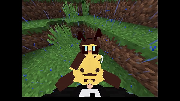 Minecraft Bee Finds you Alone in a Forest
