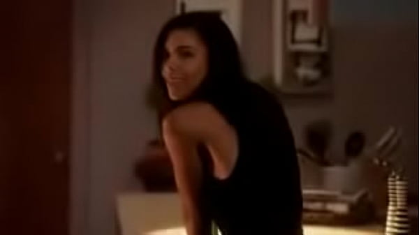 Alice Hunter in HOUSE OF LIES