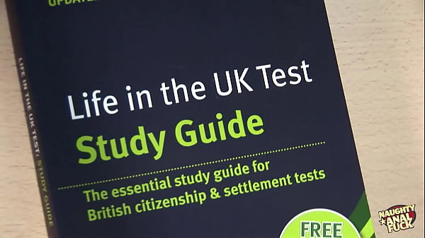 Blonde and brunette Russians pass the immigration check by getting DPd during the intense foursome