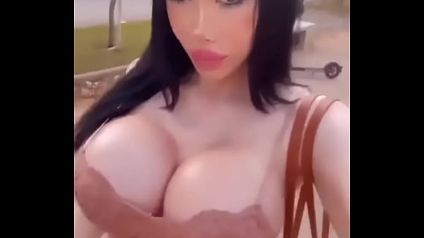 Boobs bounce 2
