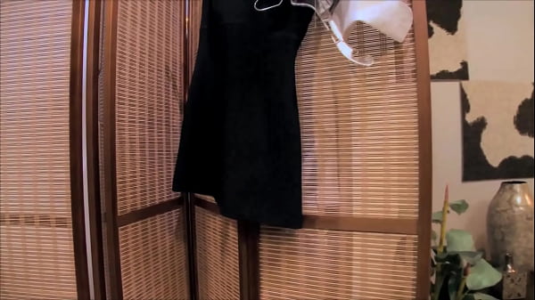 Size Matters To Sienna West And She Only Fucks Guys With Big Dicks