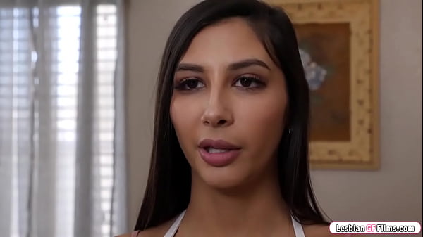 Big tits babe facesitting busty sexrobot