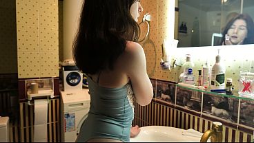 Rita Small Tits Amateur Gives BF POV Blowjob & Swallows Cum