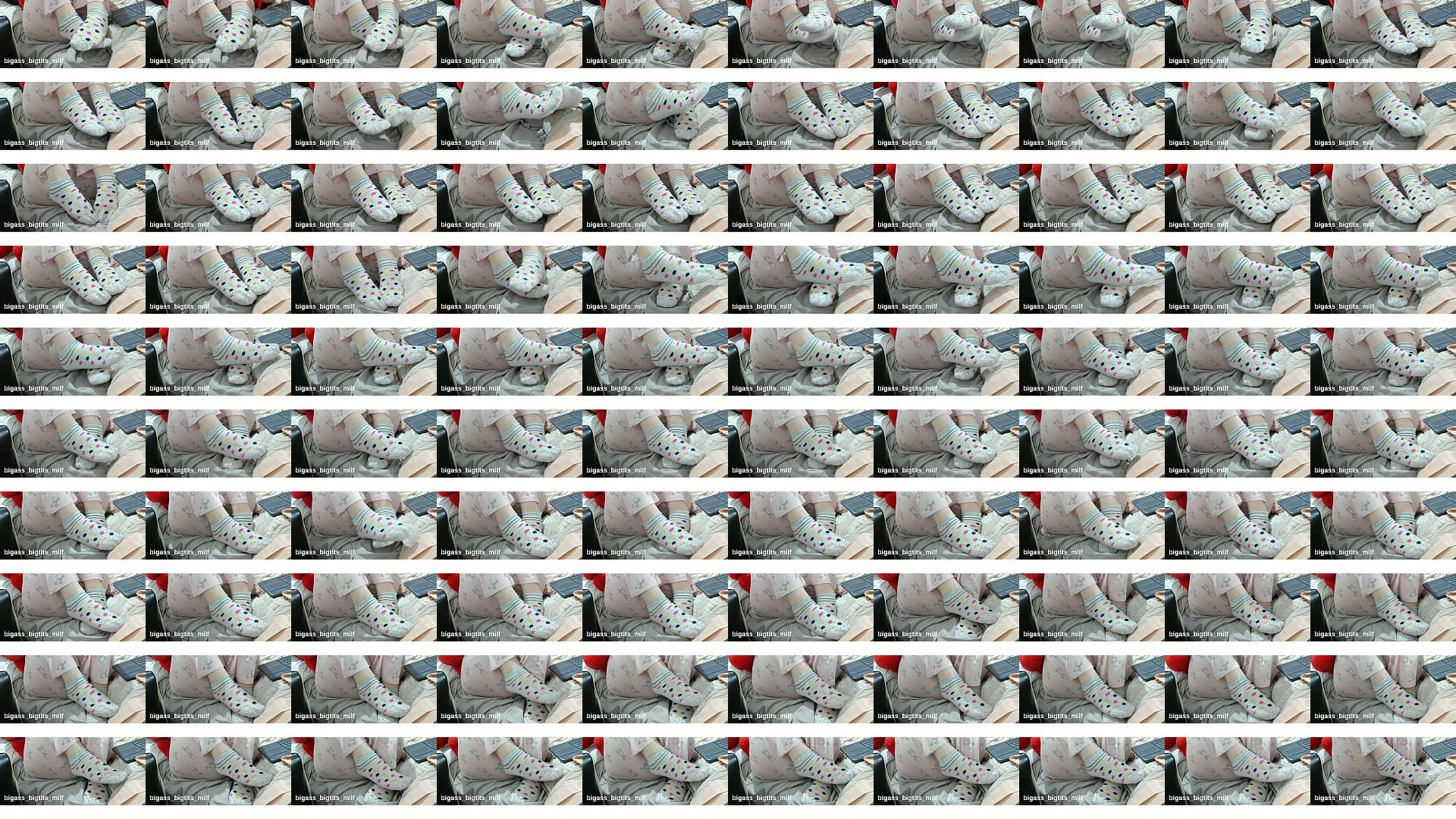 FEET- SOCKS- FOOT- FOOT FETISH- FEET FETISH- ANKLE SOCKS 预览图