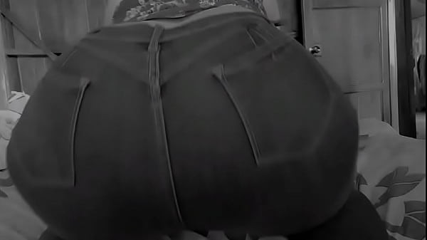 I record her culotte before fucking her