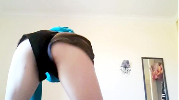 redhead girl twerk in satin pant