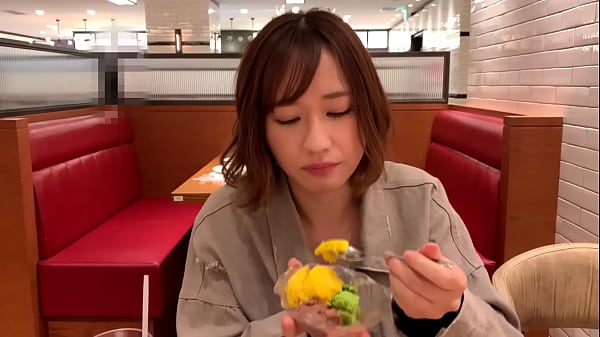 https://onl.la/5XCaw5S  Japanese beautiful manicurist who has cute voice! Creampie close contact flirting SEX. I fall in love with her orgasm that too erotic. Japanese amateur homemade porn.