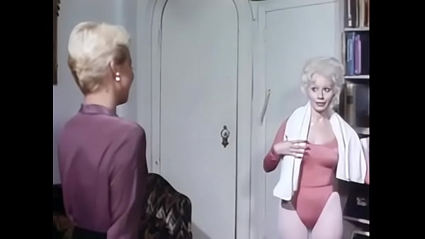 .com 3258919 juliet anderson and angel cash