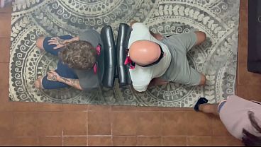 バブズとミスティ・アダムスとのオーラルセックス・ミュージカル・チェア