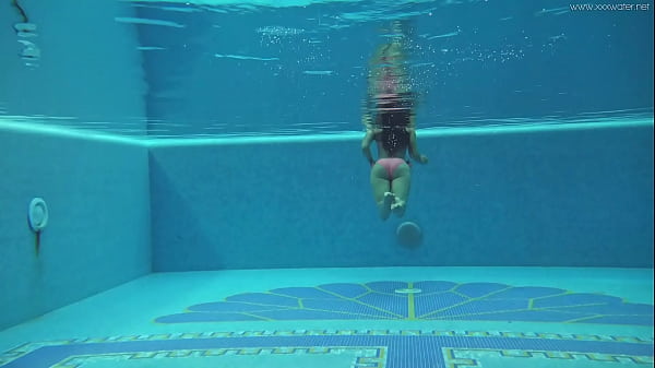 Sazan Cheharda on and underwater naked swimming