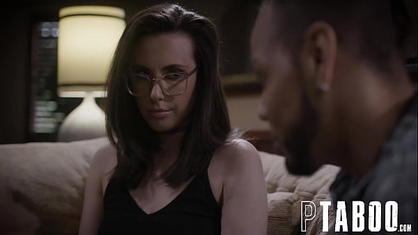 Download Video - Woman Casey Calvert Cheats With Ex While On The Phone With Current Boyfriend