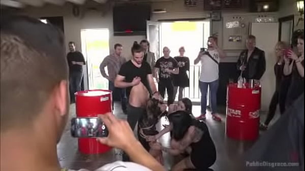 Melody Petite Sucer La Bite 3