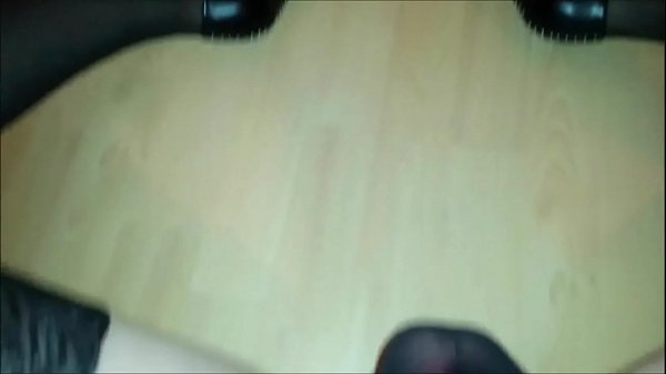 Transsexual vibrates her ass and cums