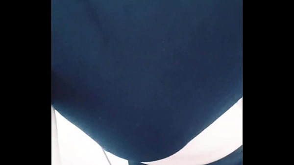 Making pussy wet under skirt