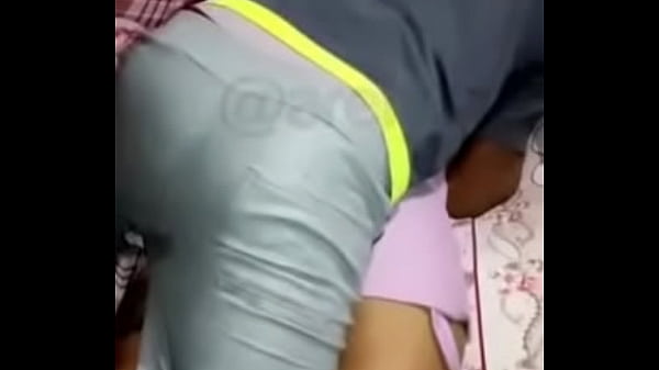 Peque&ntilde;a mexicana puta coge con amigo de su esposo mients el mi y gba