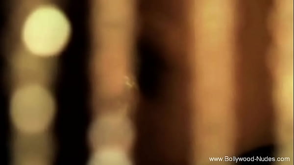 Sensuous Delights From The Exotic Orient Dancing Alone