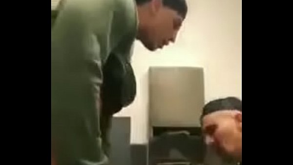 Comendo o Colega da faculdade