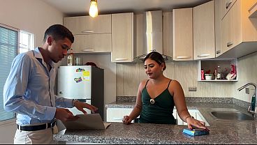 Yohamedi1 - Abogado Caliente en Casa: Seduje al Abogado de Mi Exesposo para Quedarme con Todo