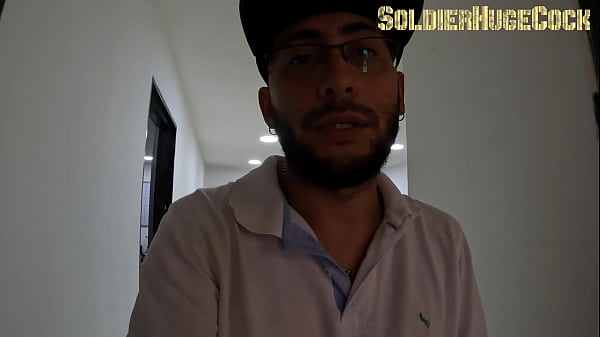 The casting guy didn't get an erection and Sofia couldn't stay with the desire to feel a dick in her mouth!
