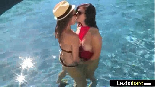 Hot Cute Girls Make Amazing Lesbo Sex Scene video-11