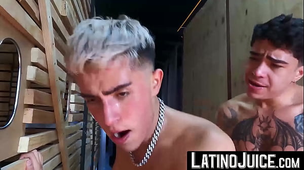LatinoJuice - Cain Gomez & Angel Crush & Ax...