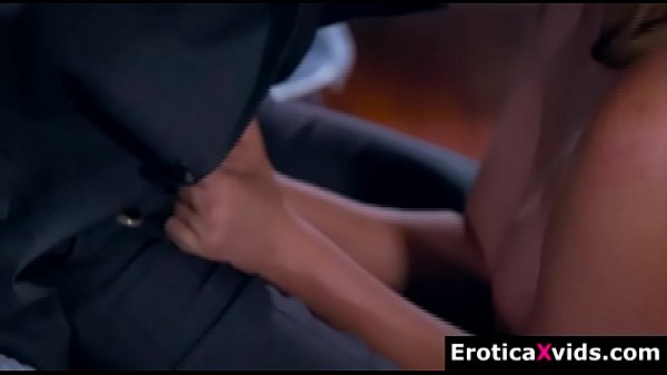 Stunning babe Harley Jade nice fuck