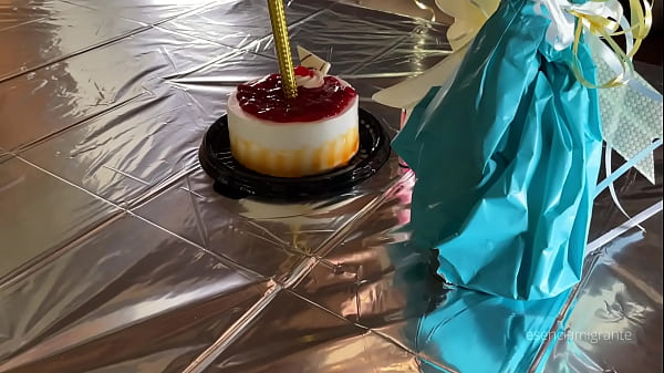 THE BEST BIRTHDAY SURPRISE ??? a real cock giving me until my ass is filled with milk