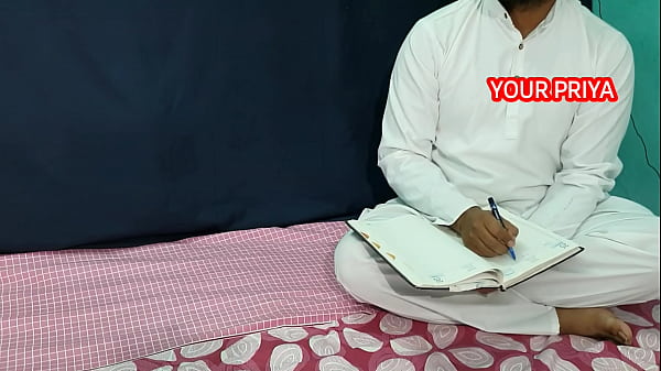 Download Video - Indian Desi darji fucked extremely hard Your-Priya&vert; clear hindi audio roleplay sex