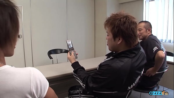 Being bound and having her pussy played with has this girl wanting more of it.