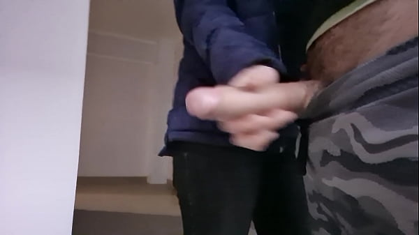 A man flashes a big dick to an unfamiliar beautiful girl