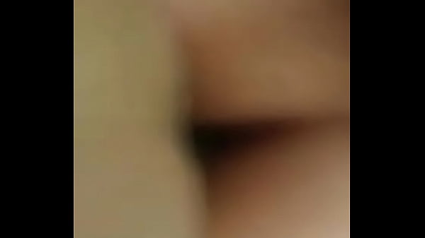 Penetrando el hermoso culo de mi esposa