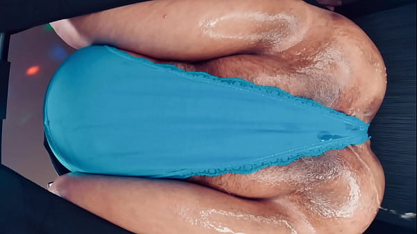 CUNTPIGS Love To Suck On Big Wet Pissy Wolf Panties