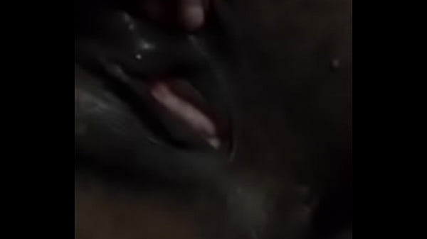 Mi amiga masturbandose