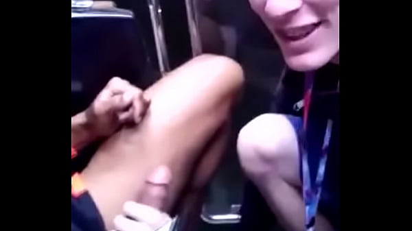 Download Video - Uma mamada na roda gigante