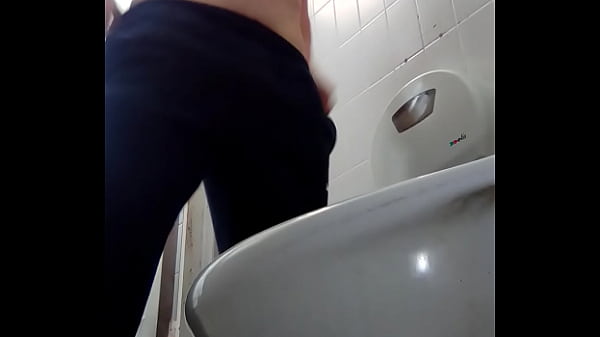 Download Video - Mijada na &aacute;rea de servi&ccedil;o