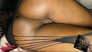 Peep my pussy