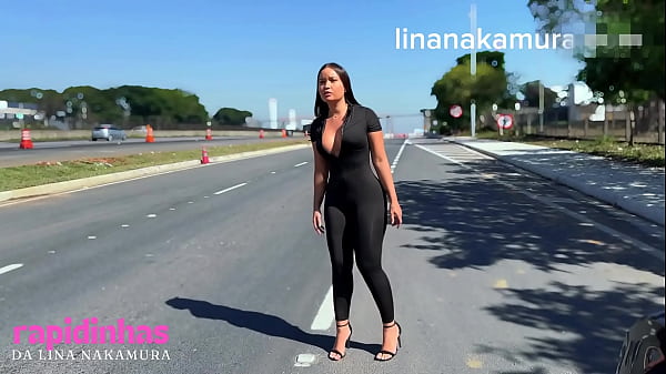 Fodi Asiatica Gostosa no Pelo no Meio da Estrada